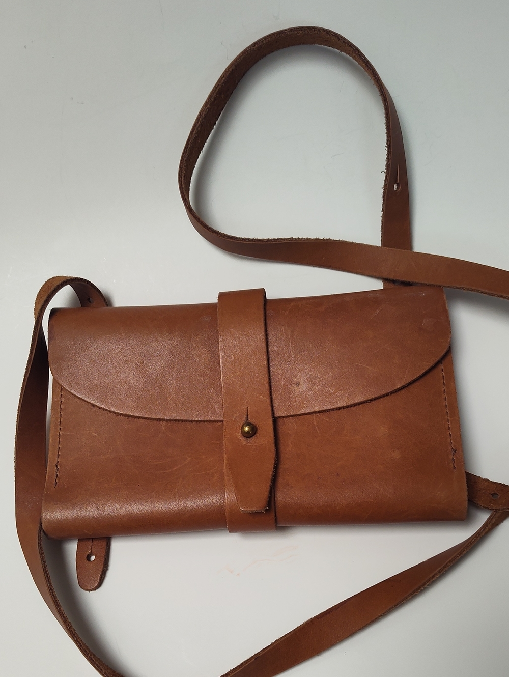 Minimalist Tan Leather Crossbody Clutch